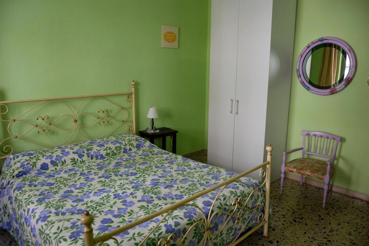 B&B Maria Montis Assemini Bagian luar foto